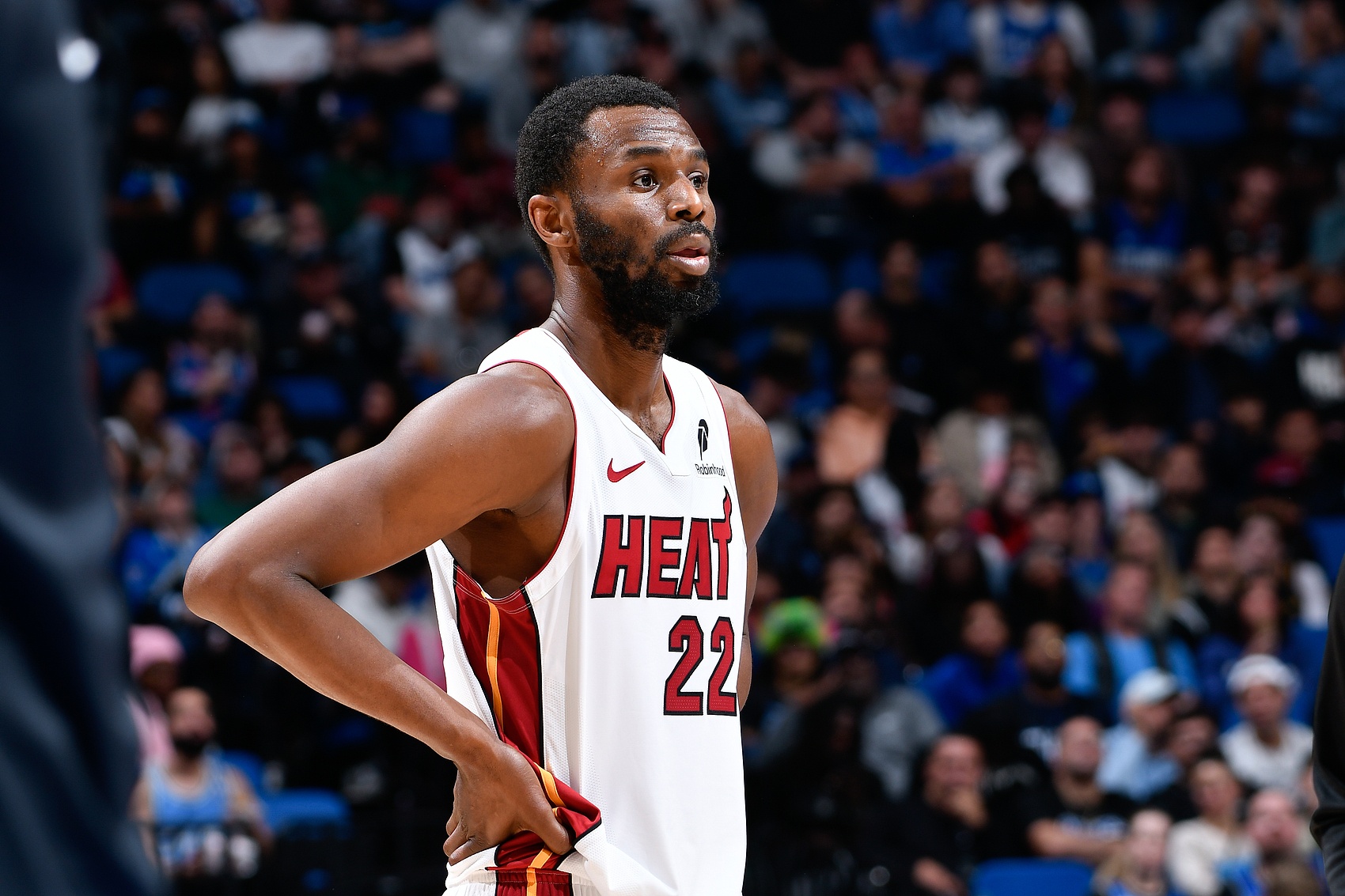 世界杯高清观看-美记：勇士和热火并没有就维金斯进行实质性谈判 预计他将留队