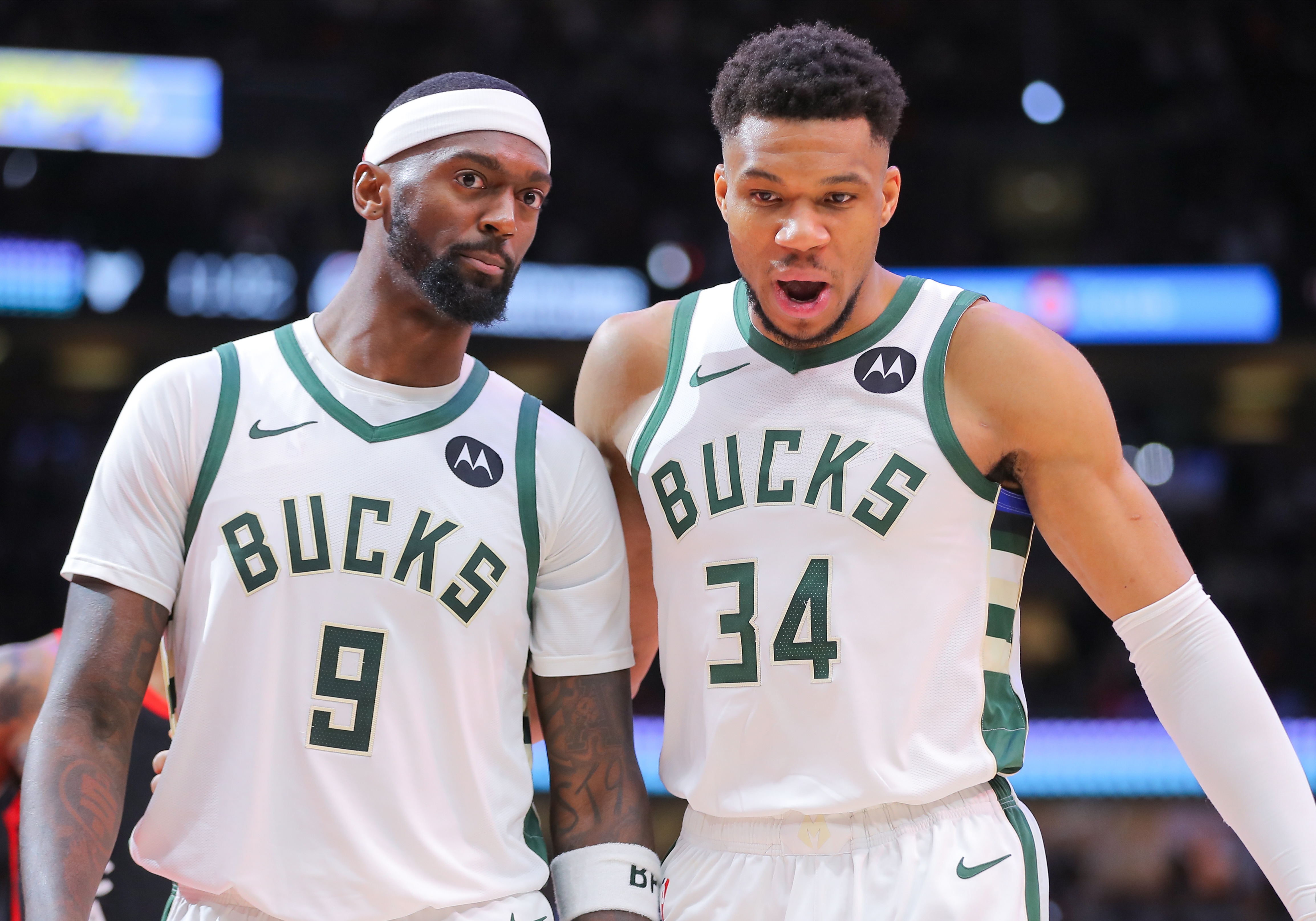 世界杯官网入口-已无缘季后赛！波蒂斯：字母这赛季不会复出 你不想受伤影响身价